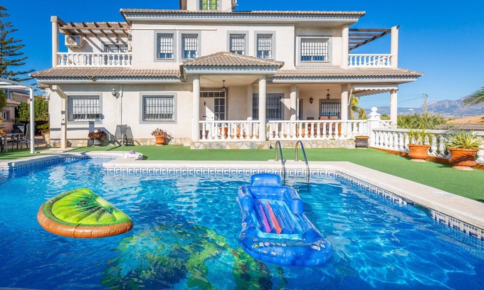 Mutxamel Villa | Fidalsa White House Premium