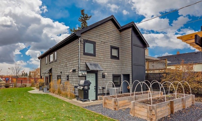 Inglewood House | " Fig & Birch" Inglewood Home With Charm