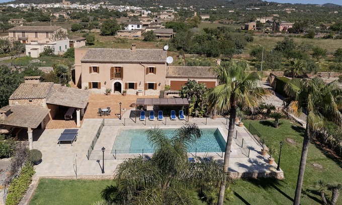 S Horta House | Finca Cas Mungi, 10 persons with BBQ, swimming poo