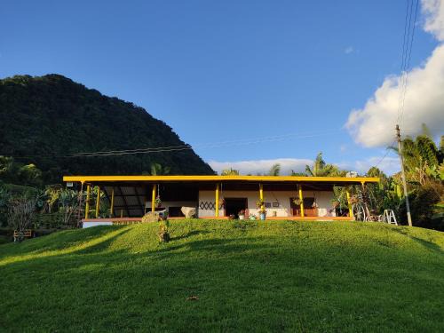 Jardin House | Finca La Antigua. finca tradicional Cafetera