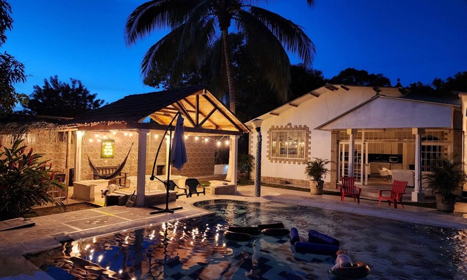 Ricaurte House | Finca Los Monitos