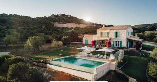 S'alqueria Blanca Villa | Finca TaraLuna