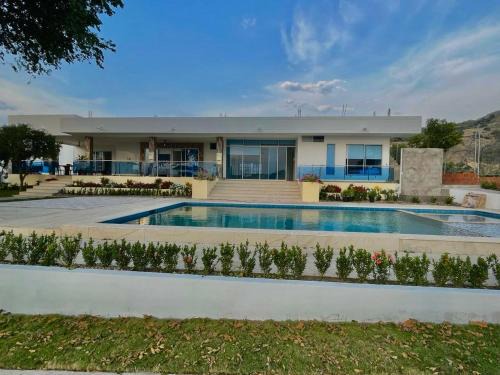 Suarez Villa | Finca Villa Elenita