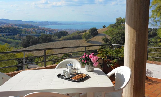 Pietra La Croce House | Fiori del Conero