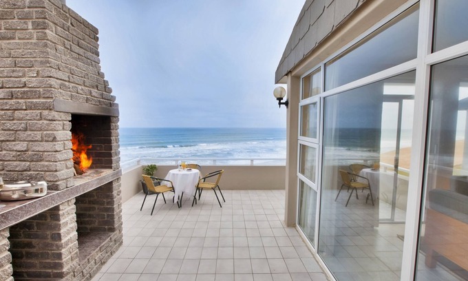 Henties Bay Apartment | First Group Desert Rose
