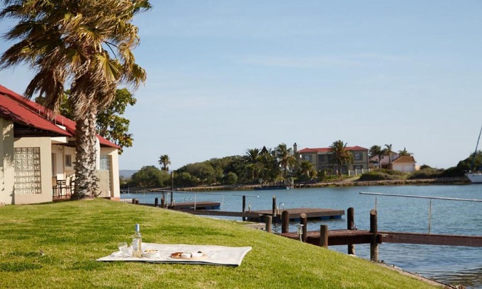 Port Owen Apartment | First Group Port Owen Marina