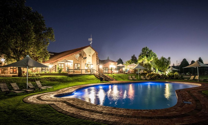 Maluti a Phofung Hotel | First Group Qwantani