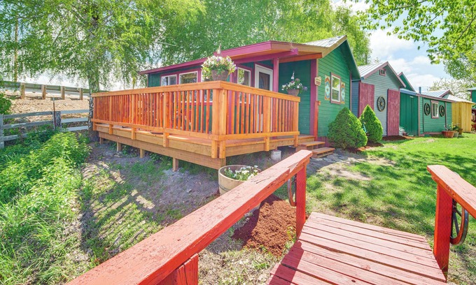 Chiloquin Cottage | Fish & Hike: Peaceful Cabin on Williamson River
