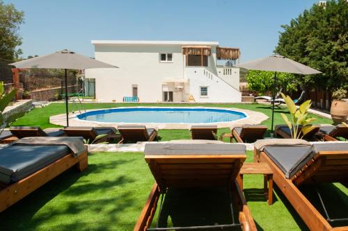 Stavromenos House | Fisi & Wellness Exclusive Villa with Spa Vibes