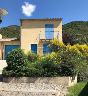 Castellane House | Fitis ! 6 person villa with 1 pool on a residence