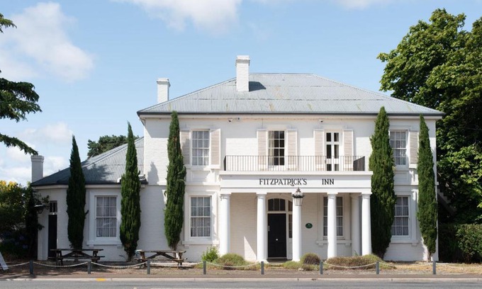 Westbury Hotel | Fitzpatricks Inn