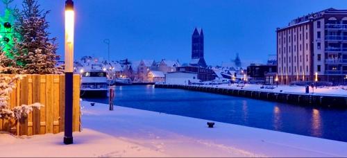 Old Town Apartment | Five O - Meeresstern - Kingsizebett