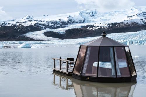 Hofn Boat Rental | Fjallsarlon - Overnight adventure