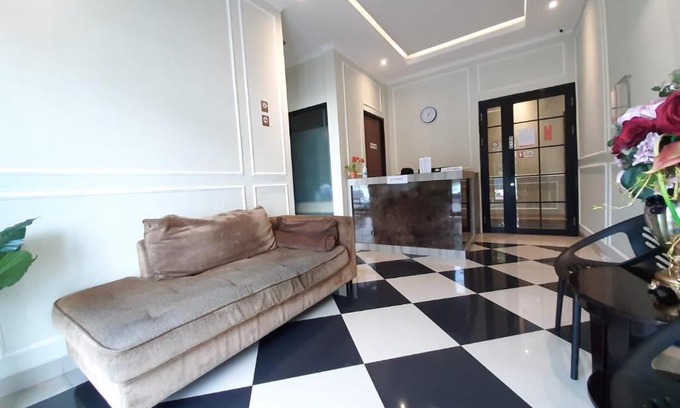 Cipete Selatan Hotel | Flamboyan Residence Cipete