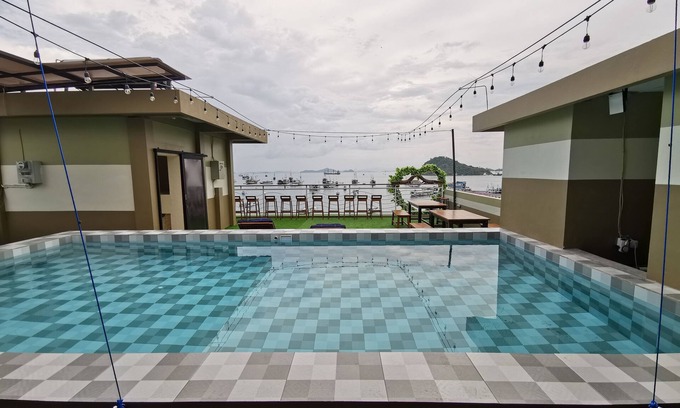 Labuan Bajo Bed & Breakfast | Flamingo Avia Labuan Bajo