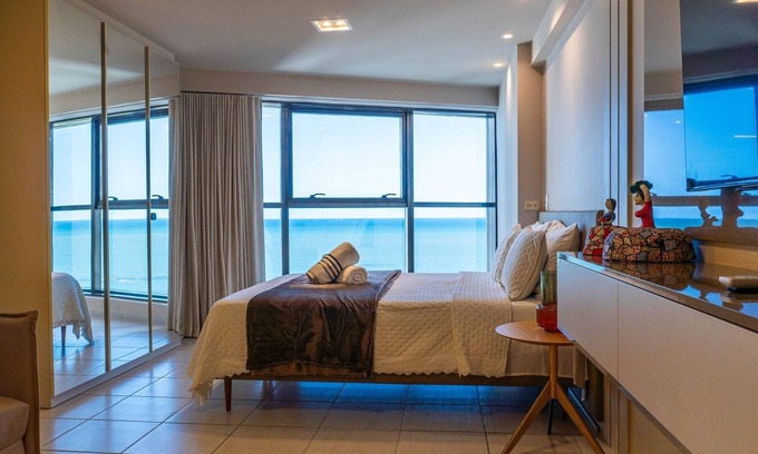 Boa Viagem Apartment | Flat Beach Class Internacional por Yolo