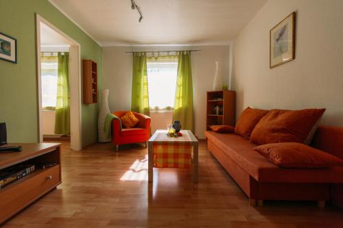 Schwanheim Apartment | flat2let Apartment 1
