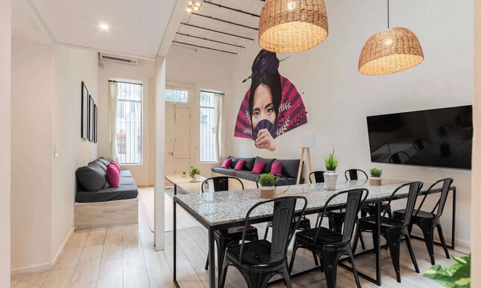 Palermo House | Fliphaus + Villa Teodoro Garcia 2100 - 6 Bd Embassies Zone