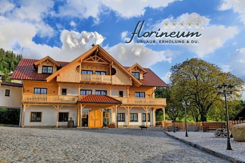Weyregg am Attersee House | Florineum