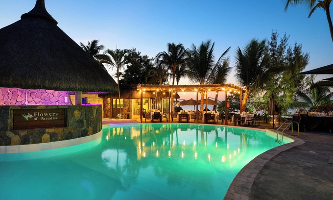 Mont Choisy Hotel | Flowers of Paradise with LOV