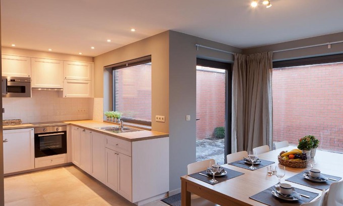 Poperinge House | FLY in POPS