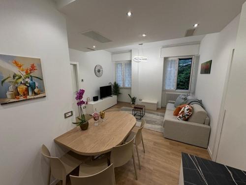 Lecco Apartment | Focolare Manzoni