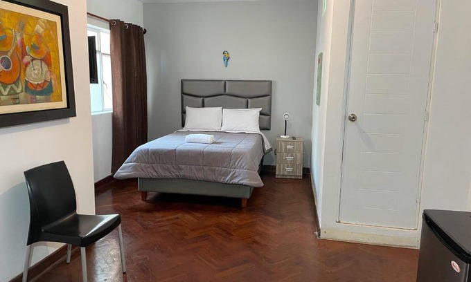 Leuro Bed & Breakfast | FOGATIS - Lima Miraflores