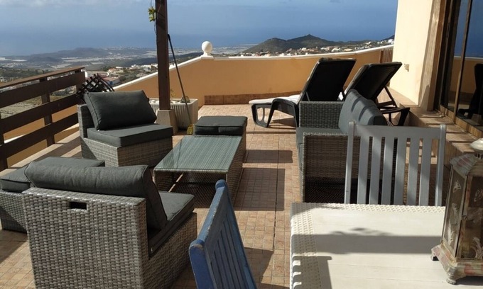 San Miguel de Abona Apartment | For an easy stress-free holiday experience.