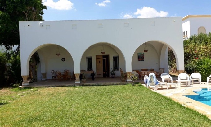 Yasmine Villa | For rent by the year Villa Yasmine Hammamet