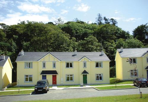 Dunmore East House | Forest Haven Holiday Home No 6 by Trident Holiday Homes