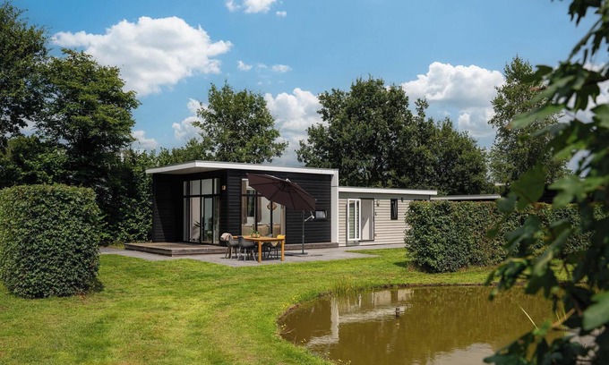 Municipality of Rijssen-Holten Resort | Forest lodge | 4 persons