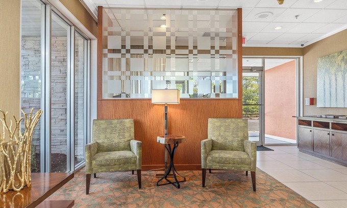 The Hill Hotel | Forest Park Hotel by MDR