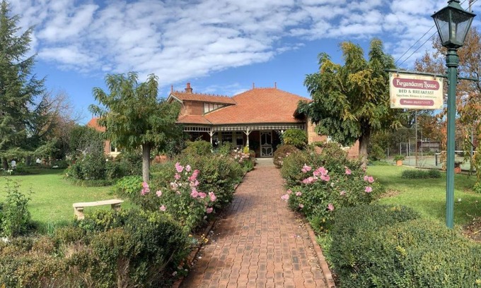Central Mudgee Bed & Breakfast | Forgandenny House B&B