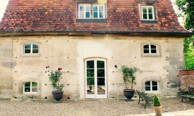 Maroldsweisach House | former wagonry in the castle complex