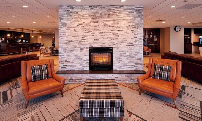 Eastlake Hotel | Four Points by Sheraton Cleveland-Eastlake