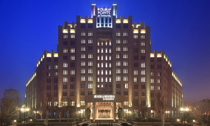 Yancheng District Hotel | Four Points By Sheraton Luohe