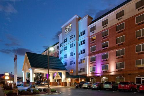 Fairgrounds Hotel | Four Points by Sheraton Louisville Airport