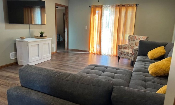 Angola House | Fox Lake Road Bungalow (Near Trine University)