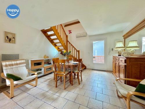 Saint-Jean-de-Maruejols-et-Avejan Apartment | Alice Proche Grotte Salamandre & Aven d'Orgnac