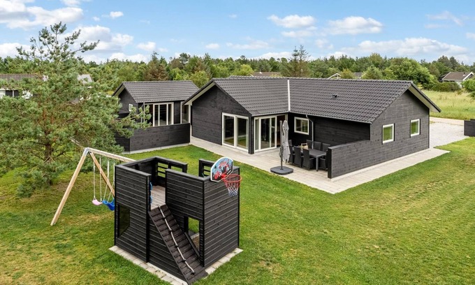 Tversted House | "Frederikke" - 990m from the sea by Interhome