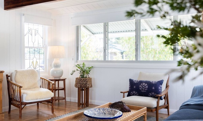Narrawallee House | Free night on us this winter at Miramar Coastal Cottage