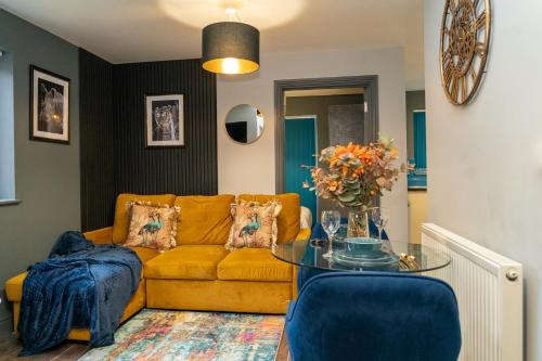 Marlborough Apartment | Free Parking New Modern Gem in Harrow