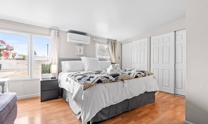 Centerville House | Fremont Favorite l Sleeps 13 Big Entertainment RM