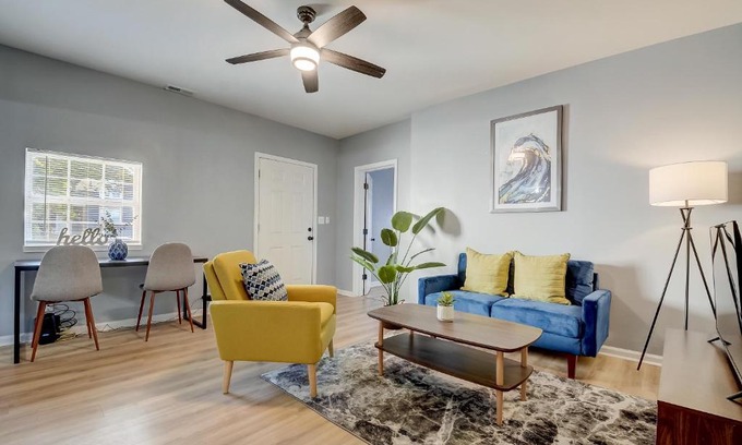 Schnitzelburg House | FRONTDESK 1460 Brick Alley Home Germantown Louisville