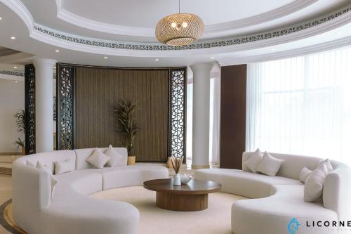 Jumeira 3 House | Full Moon Guesthouse