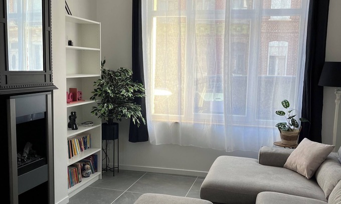 Saint-Omer House | Fully furnished house, sleeps 1 to 6.3 chambres.St Omer/Audomarois