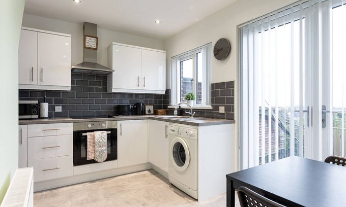Belfast House | Fully Refurbished North Belfast Home 2