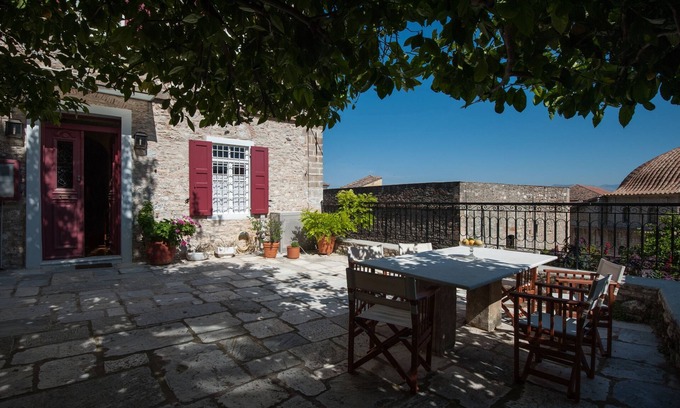Nafplio Apartment | Fully Renovated With All Modern Comforts.