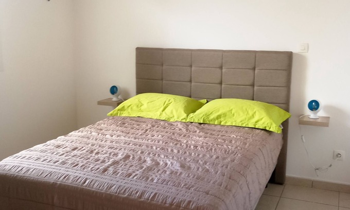 Les Avirons House | furnished holiday rental C'Bellevue