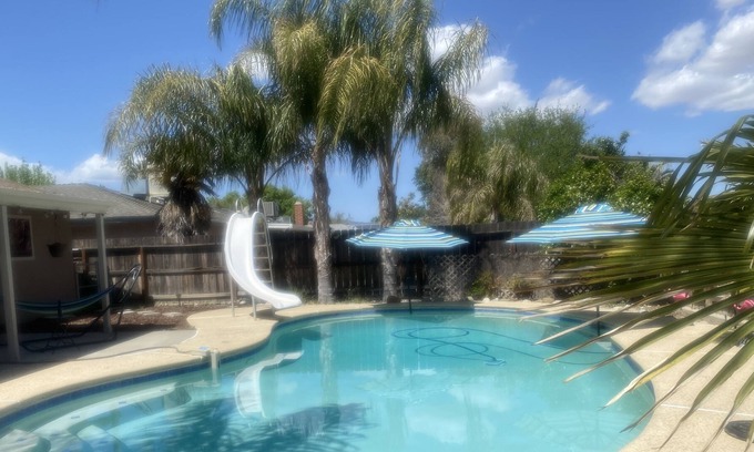 Coalinga House | Furnished home with pool in Coalinga, Ca